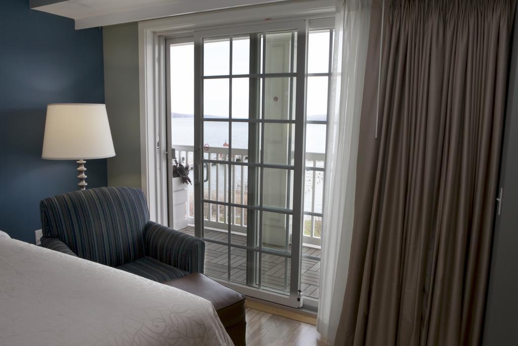 Watkins Glen Harbor Hotel Exterior foto
